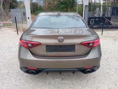 Alfa Romeo Giulia AT8 AWD Q4 Veloce Bronzo usata Ponzano Romano