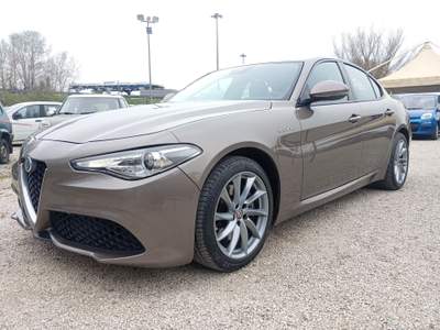 Alfa Romeo Giulia AT8 AWD Q4 Veloce Bronzo usata Ponzano Romano