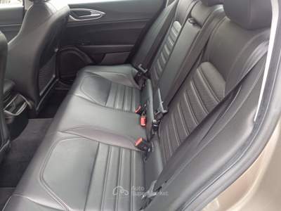 Alfa Romeo Giulia AT8 AWD Q4 Veloce Bronzo usata Ponzano Romano