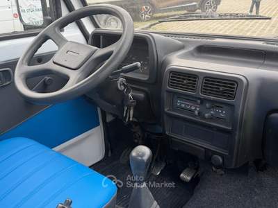 Piaggio Porter 1.3 BENZINA E GPL RUOTE GEMELLATE MAXXI CASSONE FISSO GRECAV 2.2 T Bianco usata Napoli