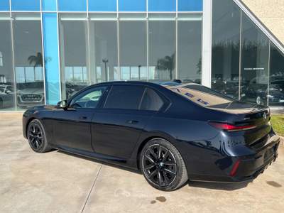 BMW Serie 7 740d 740d xDrive Msport Pro possibilità noleggio no scoring Nero usata Gela