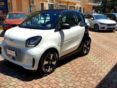 Smart ForTwo EQ Passion Bianco usata San Giovanni Teatino