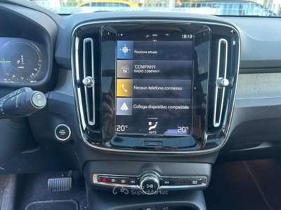 Volvo XC40 T5 Recharge Plug-in Hybrid Inscription Expression Nero usata Rivignano Teor