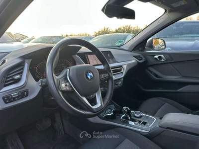 BMW Serie 1 118i 118 i 5p. Advantage Led Navi Autromatica Bianco usata Rivignano Teor