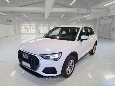 Audi Q3 35 TDI  S tronic Business Bianco usata Rivignano Teor