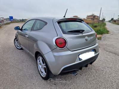 Alfa Romeo MiTo Distinctive Sport Pack Argento usata Gravina in Puglia