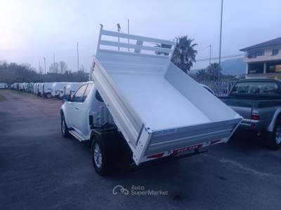 Mitsubishi L200 L200 cab 2.5 TDI 4 POSTI   CASSONE RIBALTABILE Bianco usata PIGNATARO INTERAMNA