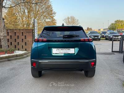 Peugeot 2008 PureTech 100 Allure S/S Blu/Azzurro usata Rovigo