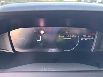 Peugeot 2008 PureTech 100 Allure S/S Blu/Azzurro usata Rovigo