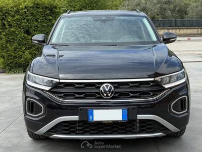 Volkswagen T-Roc 1.5 TSI ACT Life Nero usata SORA