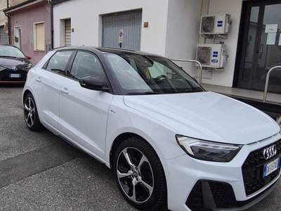 Audi A3 124188KM SPORT BACK Bianco usata Follonica