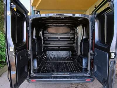 Renault Trafic Unico proprietario,no fumatore,prezzo IVA Compresa Nero usata IMPRUNETA