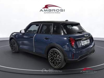 MINI Cooper 5 porte   C Favoured M Blu/Azzurro usata Corciano