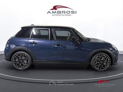 MINI Cooper 5 porte   C Favoured M Blu/Azzurro usata Corciano