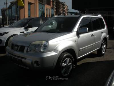 Nissan X-Trail 4x4 Argento usata Frosinone