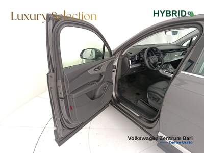 Audi Q7 45 3.0 tdi mhev business quattro tiptronic Grigio usata Bari