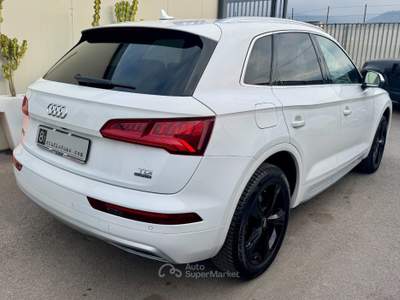 Audi Q5 2.0 TDI 190 CV quattro S tronic Sport Bianco usata Castellammare di Stabia