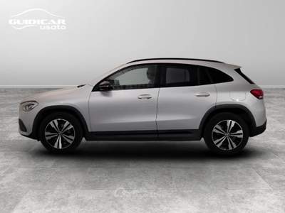 Mercedes-Benz GLA 200 Sport Plus 7G-DCT Argento usata Lucca