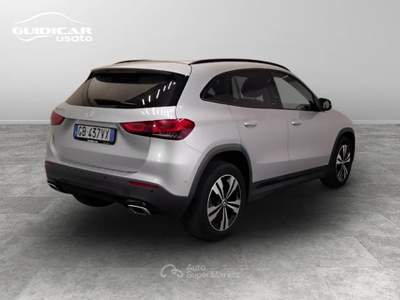 Mercedes-Benz GLA 200 Sport Plus 7G-DCT Argento usata Lucca