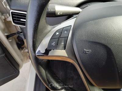 Lancia Ypsilon 1.2 Ecochic Gold Beige usata Lucca