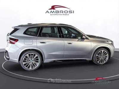 BMW iX1 M sport Premium package Grigio usata Corciano