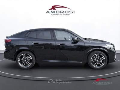 BMW iX2 eDrive20-Special Edition Msport Premium Package Nero usata Corciano