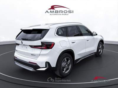 BMW iX1 eDrive20-Special Edition Xline Premium Package Bianco usata Corciano