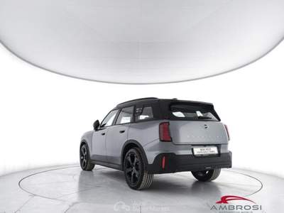 MINI Countryman Cooper D  2.0 48V D Classic auto Verde usata Corciano