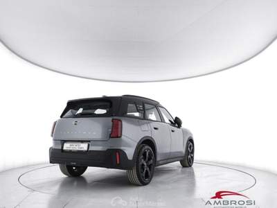 MINI Countryman Cooper D  2.0 48V D Classic auto Verde usata Corciano