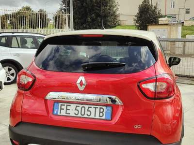 Renault Captur unico proprietario Rosso usata Ceglie Messapica