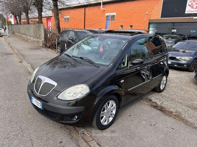 Lancia Musa Musa I 2005 1.3 mjt Platino Nero usata Inzago