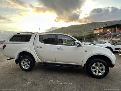 Mitsubishi L200 L200 2.5 DI-D/178CV DC Intense Plus Bianco usata SANTA MARIA NUOVA