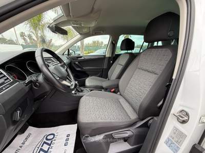 Volkswagen Tiguan 2.0TDI 150CV DSG LIFE NAVI FULL LED Bianco usata Mesagne