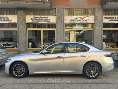 Alfa Romeo Giulia 2.2 t Super 150cv auto Argento usata Torino