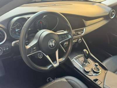 Alfa Romeo Giulia 2.2 t Super 150cv auto Argento usata Torino