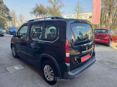 Peugeot Rifter 1.5 bluehdi Active 100cv Nero usata Cernusco sul Naviglio