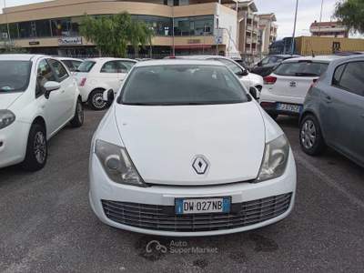 Renault Laguna RENAULT LAGUNA COUPE’ 2,0 DCI 180 CV INTENS 4CONTROL 5P Bianco usata Giulianova