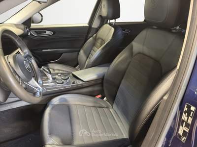 Alfa Romeo Giulia  2.2 t super 150cv auto Blu/Azzurro usata Firenze