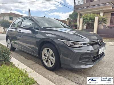 Volkswagen Golf  2.0 tdi Life 115cv Nero usata Cassano allo Ionio