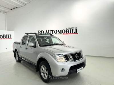 Nissan Navara Navara 2.5 dci d.cab Sport PLATINUM Argento usata Ciserano