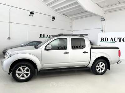 Nissan Navara Navara 2.5 dci d.cab Sport PLATINUM Argento usata Ciserano