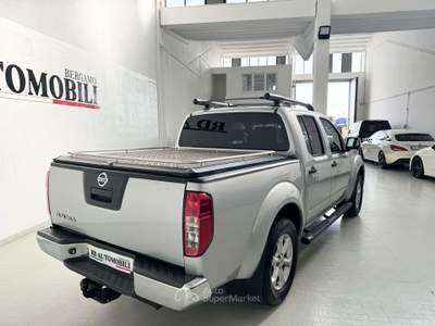 Nissan Navara Navara 2.5 dci d.cab Sport PLATINUM Argento usata Ciserano