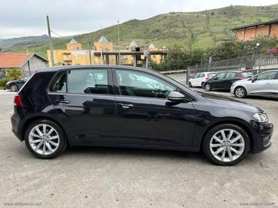 Volkswagen Golf Golf 2.0 TDI 5p. Highline BMT Nero usata SANTA MARIA NUOVA