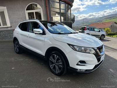 Nissan Qashqai Qashqai 1.5 dCi Tekna+ Bianco usata SANTA MARIA NUOVA