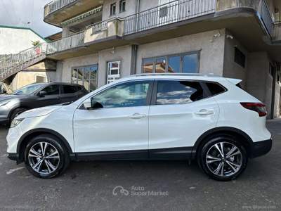 Nissan Qashqai Qashqai 1.5 dCi Tekna+ Bianco usata SANTA MARIA NUOVA
