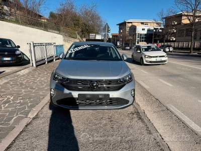 Volkswagen Taigo 1,0 TSI 115 CV LIFE MY24 usata Giulianova