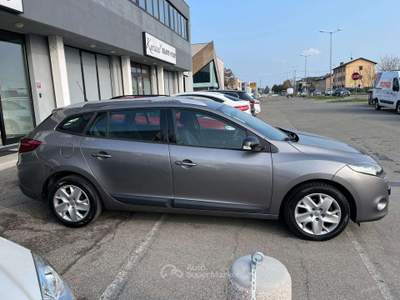 Renault Mégane Megane III 2008 SporTour 1.5 dci Attractive 110cv Grigio usata Calerno di Sant'Ilario d'Enza