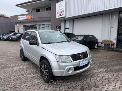 Suzuki Grand Vitara 2.0 16V 5 porte Argento usata Sesto San Giovanni