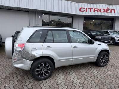 Suzuki Grand Vitara 2.0 16V 5 porte Argento usata Sesto San Giovanni