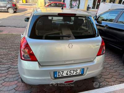 Suzuki Swift 1,3 GPL 92 CV 4X4 OUTDOOR GL 5P usata Giulianova